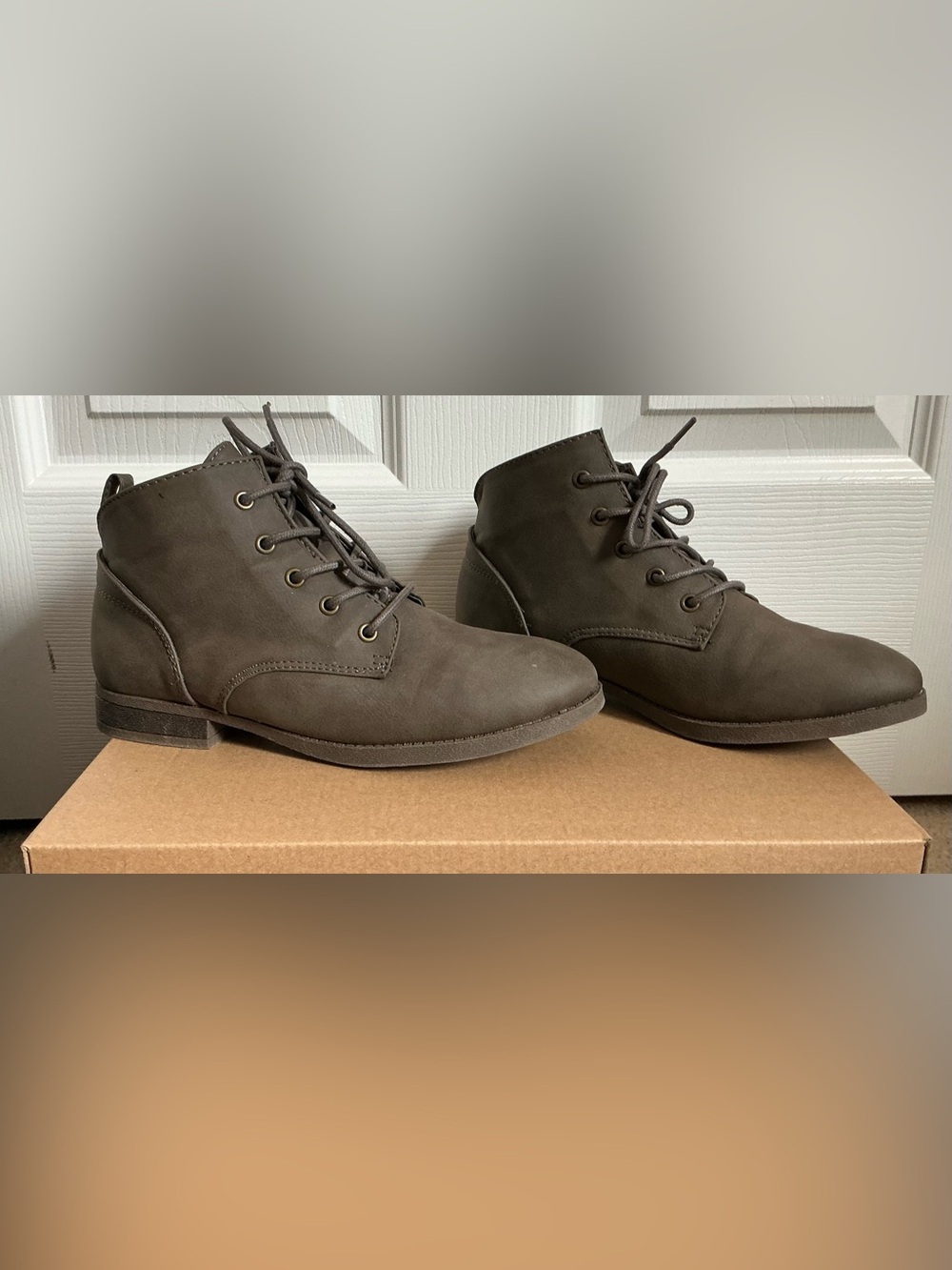Taupe fake leather booties